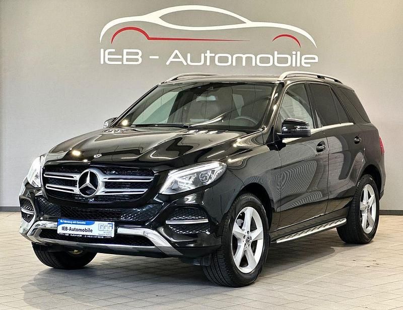 Schwarz/baltic black Gebraucht 2017 Mercedes GLE250 SUV | 22.490 € (Fairer Preis) - Bild 1/4