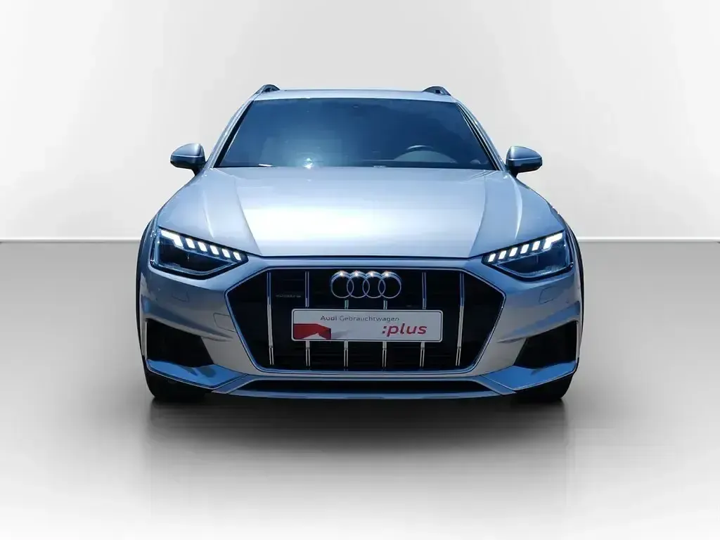 Gebraucht Audi A4 Allroad Ambiente 265 PS (194 kW) 2023 Silber Kombi