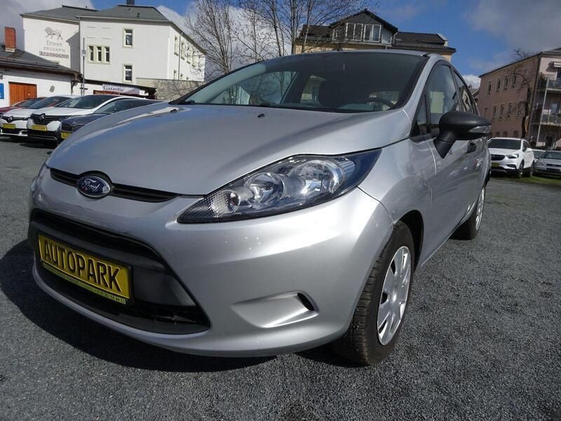 Silber Gebraucht 2009 Ford Fiesta Kleinwagen | 3.700 € (Guter Preis) - Bild 1/4