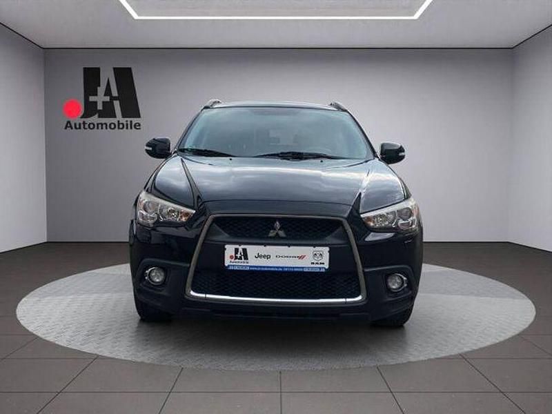 Schwarz Gebraucht 2011 Mitsubishi ASX SUV | 12.900 € - Bild 1/4