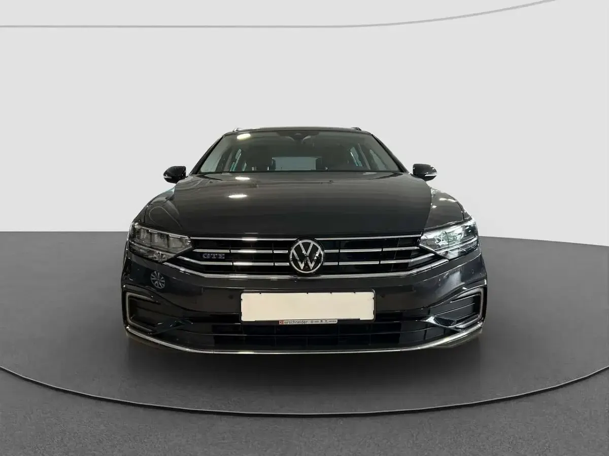 Gebraucht VW Passat GTE 218 PS (160 kW) 2022 Mangangrau Kombi