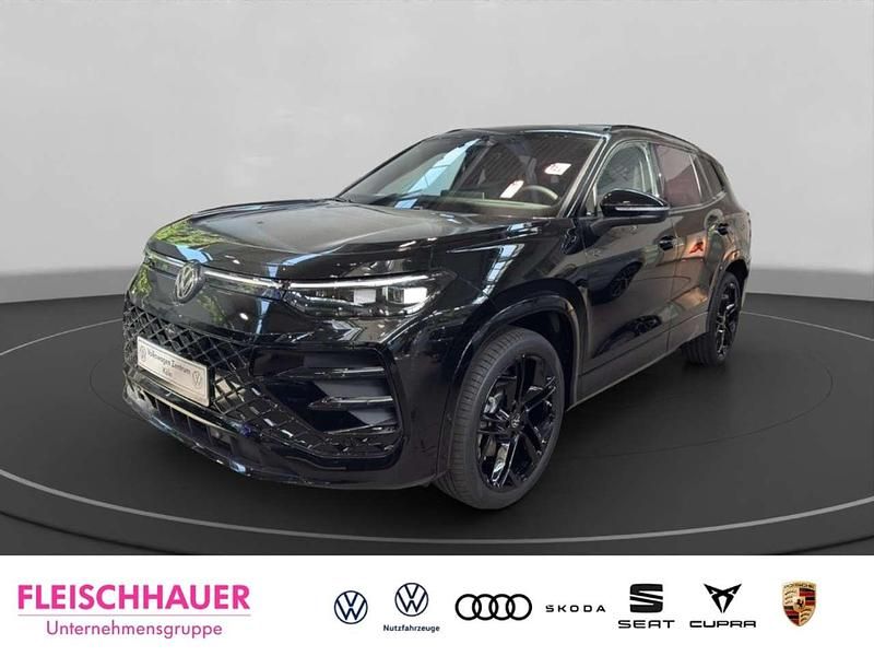 Schwarz Neu 2025 VW Tayron R-line SUV | 66.980 € (Etwas zu teuer) - Bild 1/4