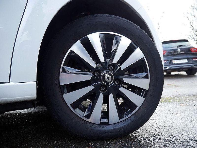 Gebraucht Renault Twingo Intens 90 PS (66 kW) 2020 Weiß Kleinwagen