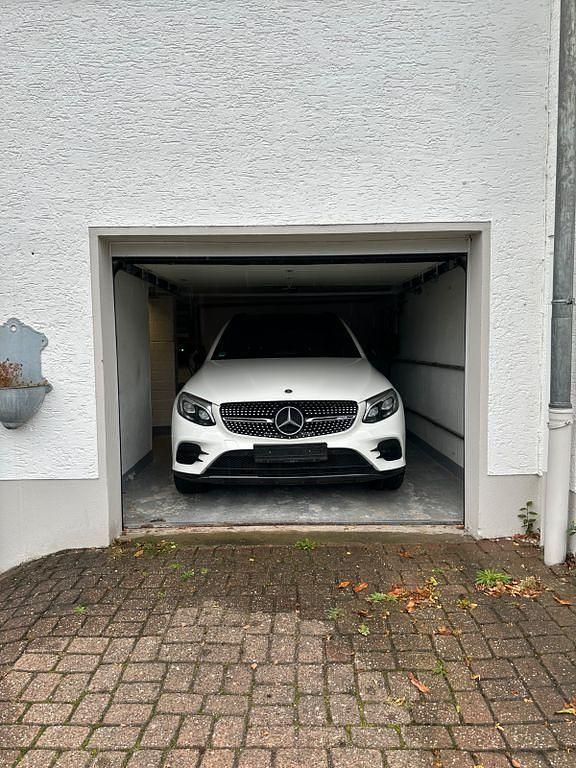 Weiß Gebraucht 2017 Mercedes GLC43 AMG AMG SUV | 30.950 € (Guter Preis) - Bild 1/4