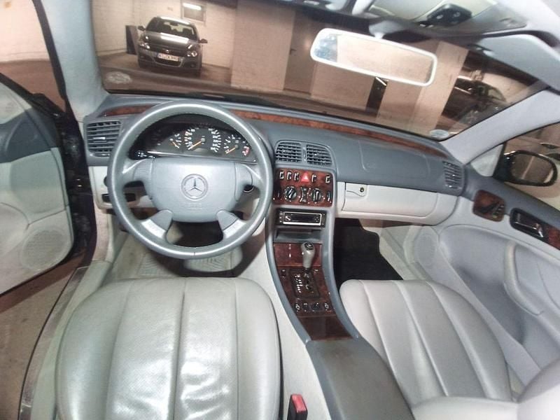 Blau Gebraucht 1999 Mercedes CLK320 Elegance Coupé | 4.190 € (Guter Preis) - Bild 1/4