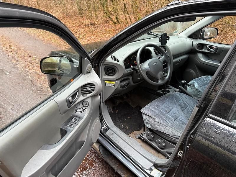 Gebraucht Hyundai Santa Fe 145 PS (106 kW) 2004 Schwarz SUV