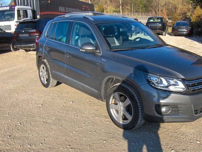 Gebraucht VW Tiguan Life 179 PS (131 kW) 2013 Grau SUV