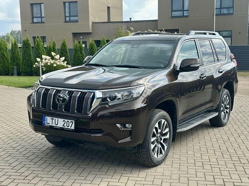 Braun Gebraucht 2022 Toyota Land Cruiser Executive SUV | 51.500 € (Superpreis) - Bild 1/4