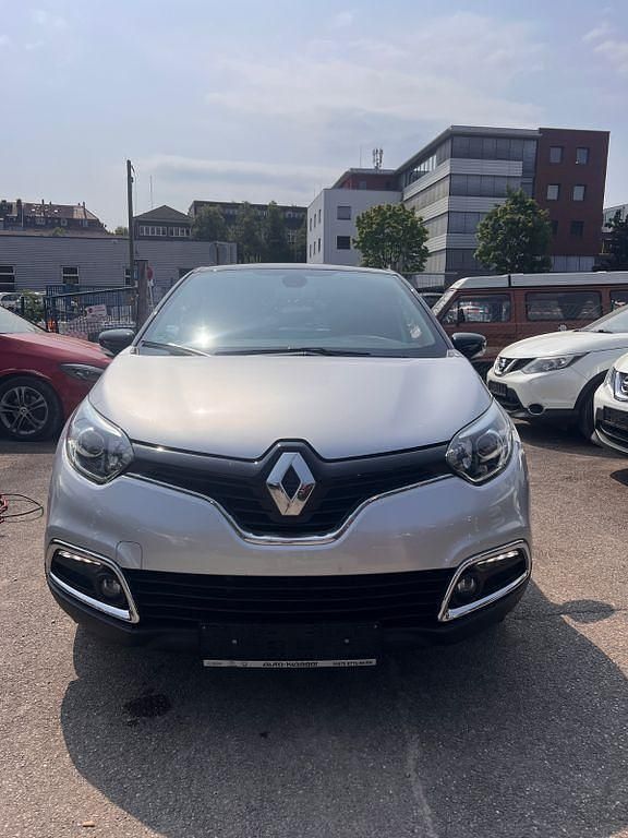Silber Gebraucht 2017 Renault Captur Intens SUV | 7.999 € (Guter Preis) - Bild 1/4