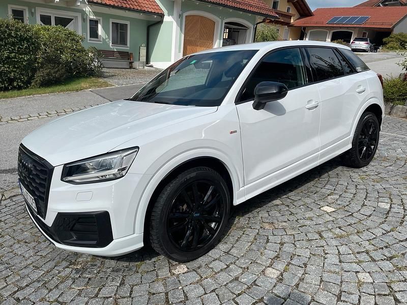 Gebraucht Audi Q2 S-Line 150 PS (110 kW) 2018 Weiß SUV