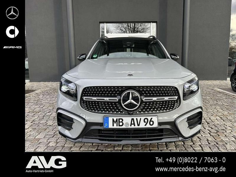 Gebraucht Mercedes GLB220 Premium 190 PS (139 kW) 2026 Alpingrau uni SUV