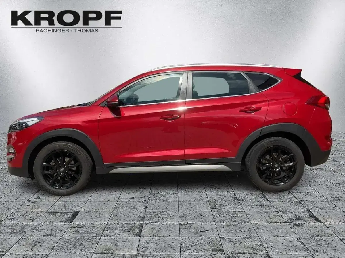 Gebraucht Hyundai Tucson Style 177 PS (130 kW) 2018 Rot SUV