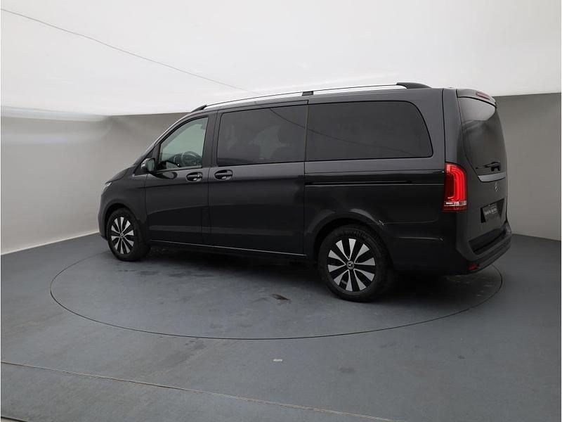 Gebraucht Mercedes V300 237 PS (174 kW) 2023 Graphitgrau metallic Van / Kleinbus
