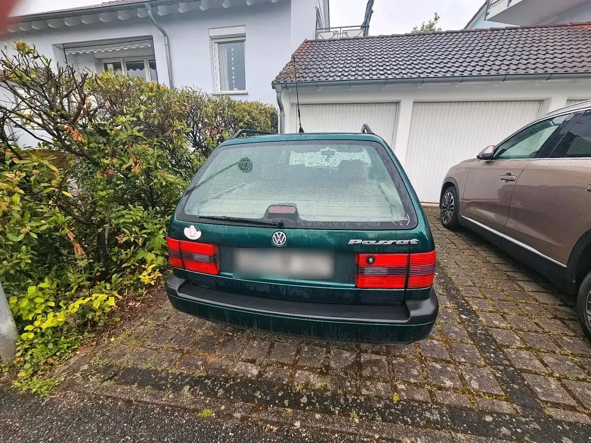 Gebraucht VW Passat 90 PS (66 kW) 1996 Grün Kombi