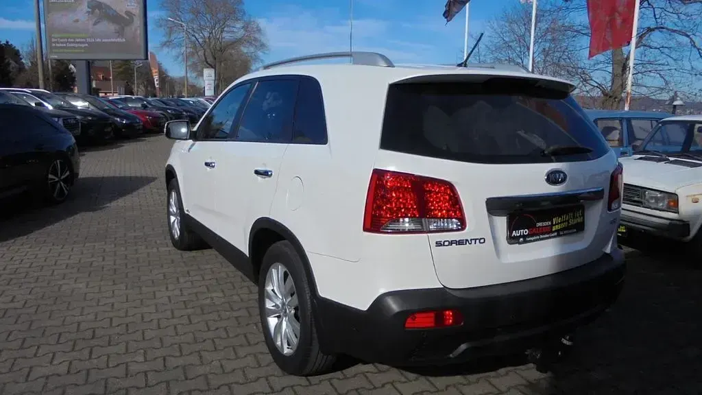 Gebraucht Kia Sorento 197 PS (144 kW) 2012 (swp) snow pearl white p (metallic) SUV