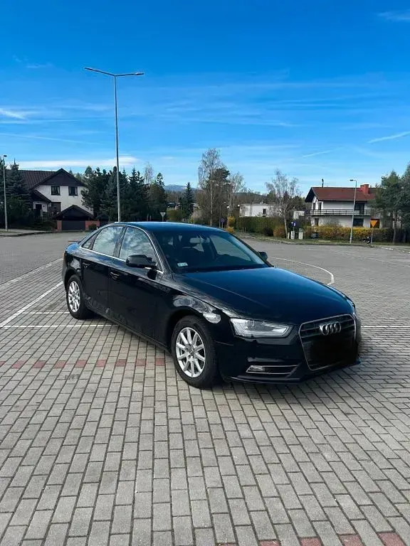 Gebraucht Audi A4 Ambiente 211 PS (155 kW) 2013 Schwarz Limousine