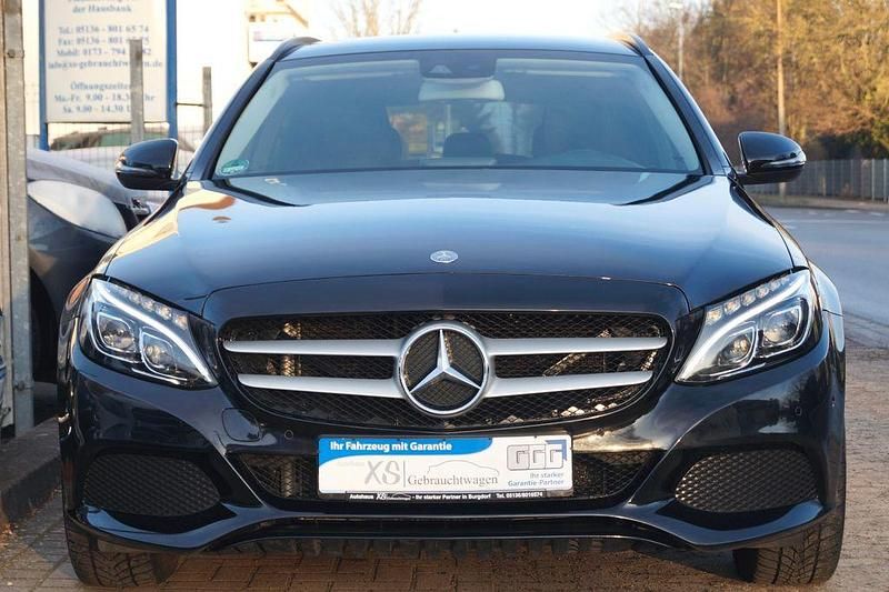 Gebraucht Mercedes C220 170 PS (125 kW) 2015 Schwarz Kombi