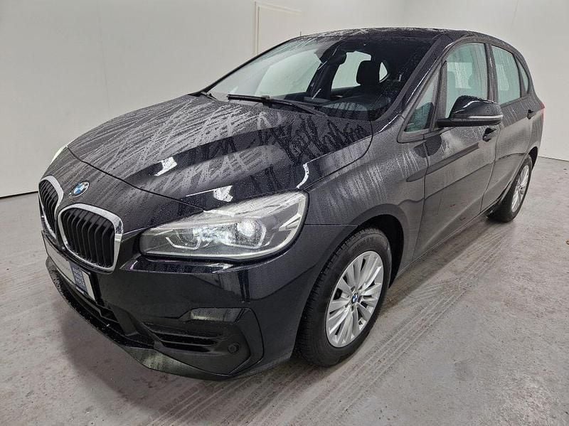 Schwarz Gebraucht 2020 BMW 218 Active Tourer Advantage Van / Kleinbus | 18.450 € (Fairer Preis) - Bild 1/4