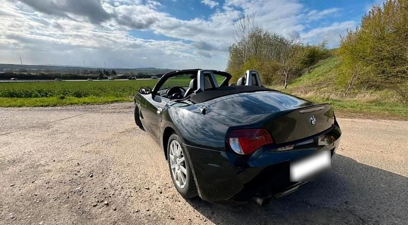 Gebraucht BMW Z4 150 PS (110 kW) 2006 Schwarz Cabrio