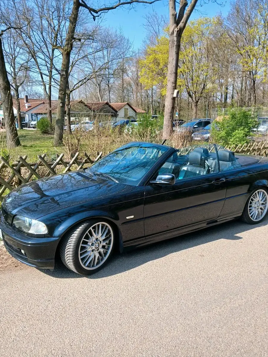 Gebraucht BMW 325 198 PS (145 kW) 2002 Schwarz Cabrio