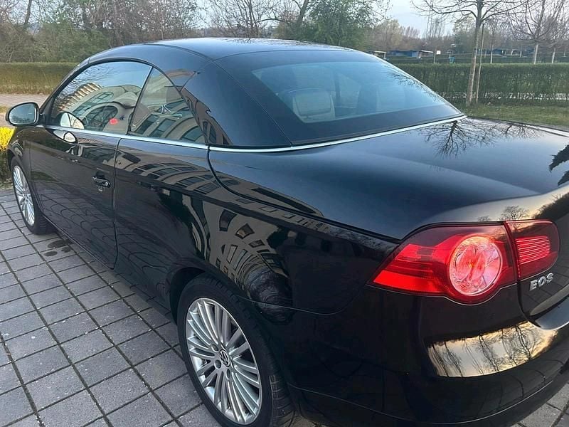 Gebraucht VW Eos 122 PS (89 kW) 2008 Schwarz Cabrio