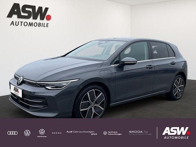 Delfingrau metallic Neu 2025 VW Golf VIII Style Limousine | 52.250 € - Bild 1/4