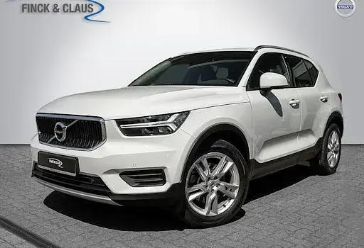 Gebraucht Volvo XC40 Momentum 197 PS (144 kW) 2022 Schwarz SUV