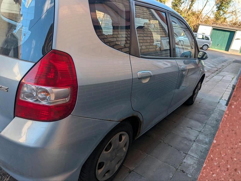 Gebraucht Honda Jazz 78 PS (57 kW) 2006 Kleinwagen
