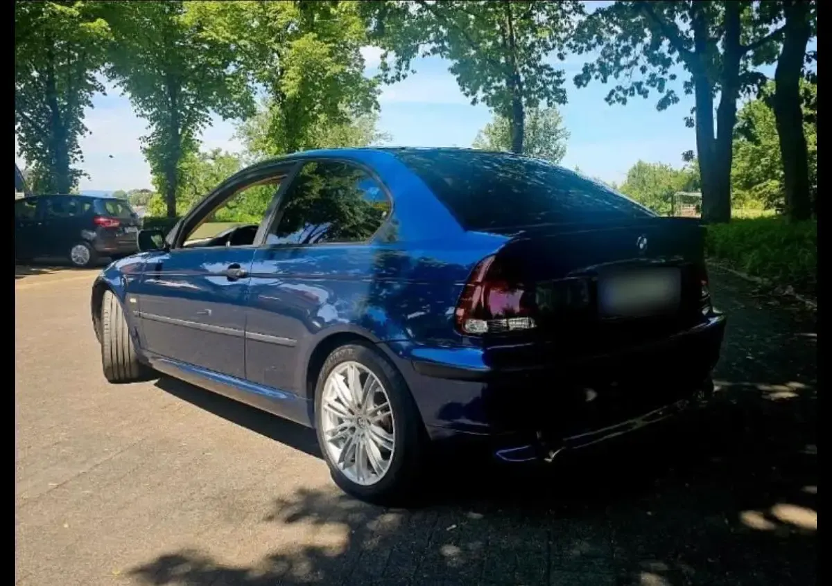 Gebraucht BMW 316 116 PS (85 kW) 2004 Blau Limousine