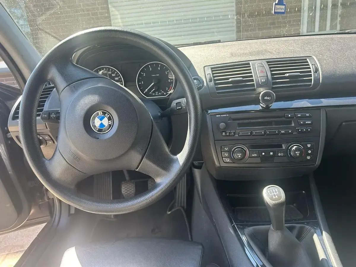 Second-hand BMW 116 116 CP (85 kW) 2006 Argintiu Hatchback
