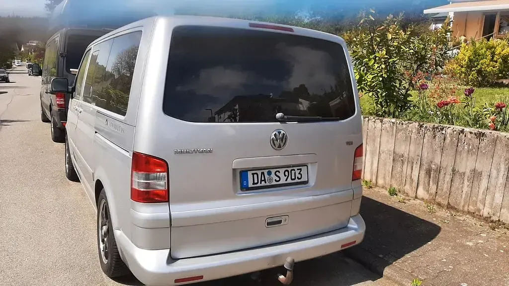 Gebraucht VW Multivan 174 PS (127 kW) 2007 Silber Van / Kleinbus
