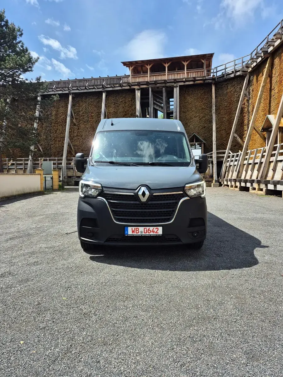 Gebraucht Renault Master 135 PS (99 kW) 2021 Grau Van / Kleinbus