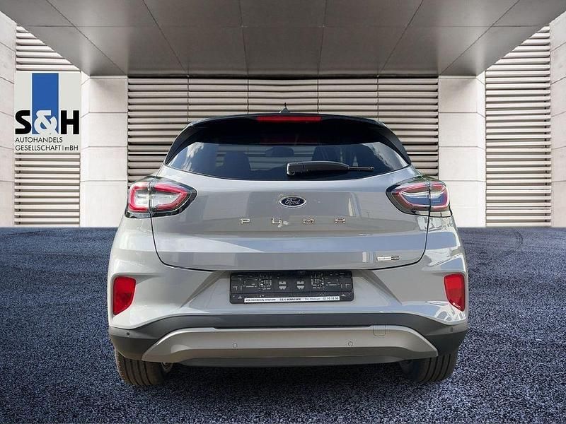 Gebraucht Ford Puma Titanium 155 PS (114 kW) 2024 Grau SUV