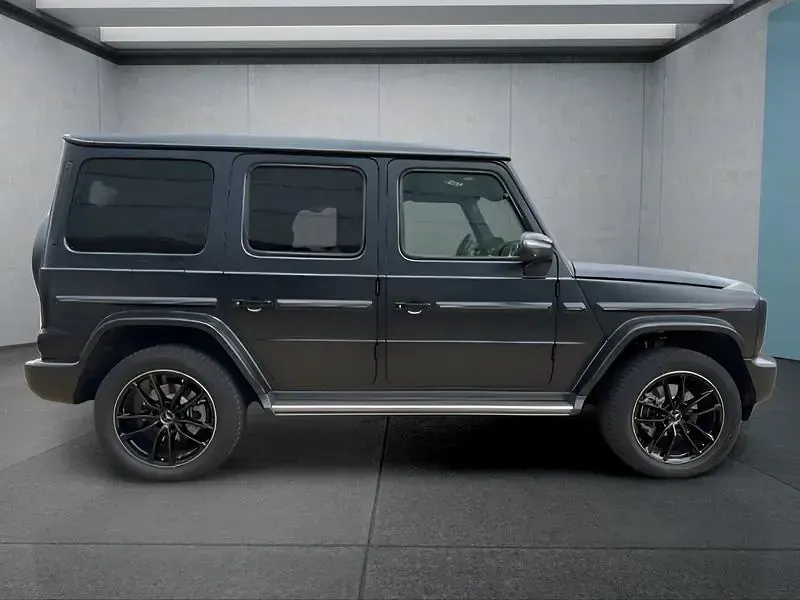 Gebraucht Mercedes G500 AMG 449 PS (330 kW) 2025 Schwarz SUV