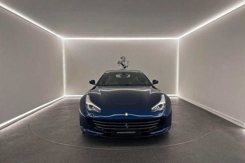Gebraucht Ferrari GTC4Lusso 689 PS (506 kW) 2018 Blau Kombi