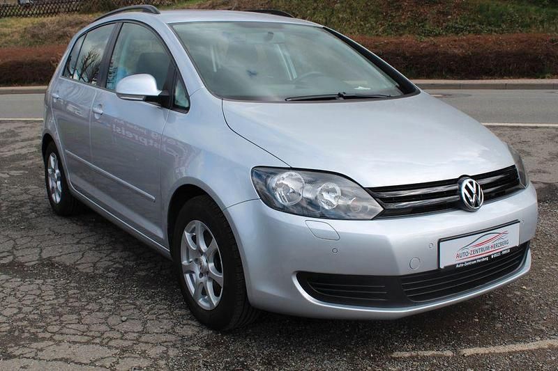 Gebraucht VW Golf Plus Cross Trendline 102 PS (75 kW) 2010 Silber Van / Kleinbus