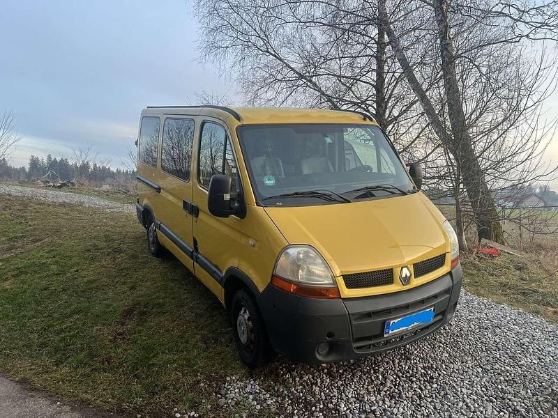 Second-hand Renault Master Basis 114 CP (83 kW) 2006 Galben Break