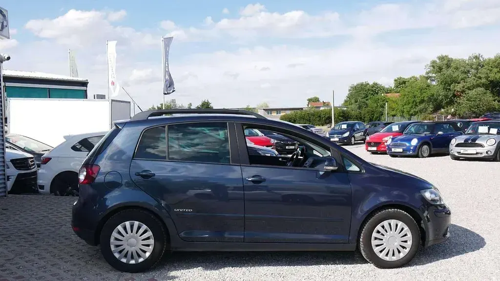 Gebraucht VW Golf Plus Cross 105 PS (77 kW) 2008 Blau Limousine