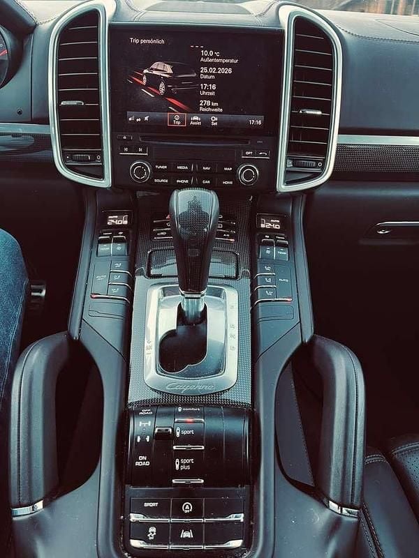 Gebraucht Porsche Cayenne S 420 PS (308 kW) 2016 Grau SUV