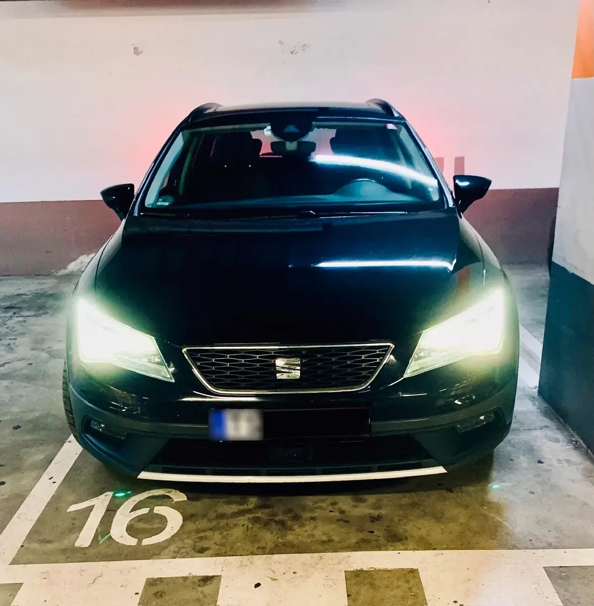 Gebraucht Seat Leon 185 PS (136 kW) 2016 Schwarz Kombi