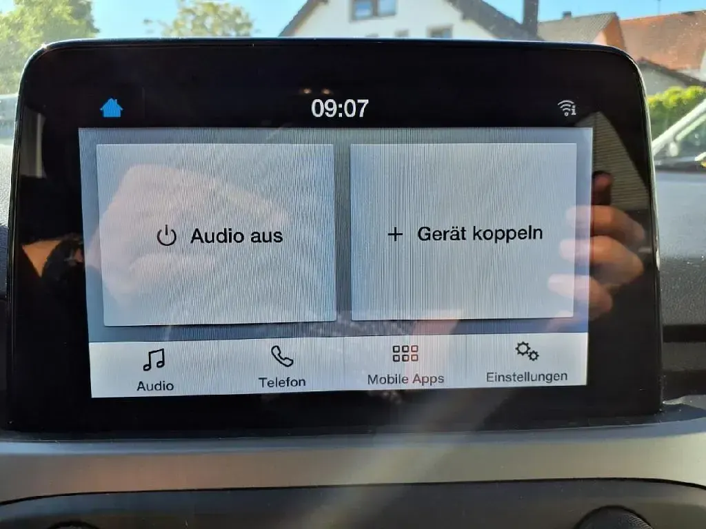 Gebraucht Ford Focus 101 PS (74 kW) 2022 Frostweiß Kombi