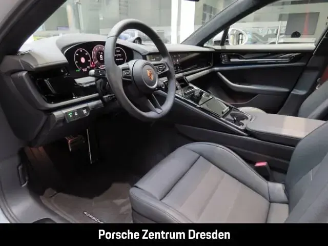 Gebraucht Porsche Panamera 354 PS (260 kW) 2025 Eisgraumetallic (metallic) Kleinwagen