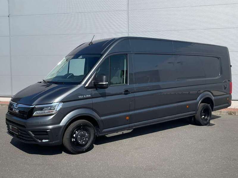 Indiumgrau metallic Gebraucht 2024 MAN TGE Van | 84.990 € - Bild 1/4