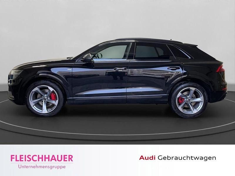 Gebraucht Audi Q8 Competition 286 PS (210 kW) 2022 Mythosschwarz metallic SUV