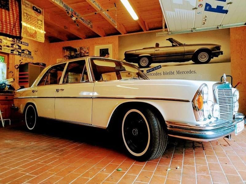 Weiß Gebraucht 1970 Mercedes W108 SE Limousine | 17.500 € - Bild 1/4