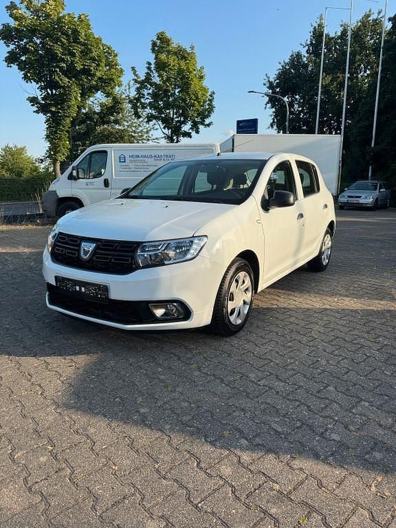 Weiß Gebraucht 2020 Dacia Sandero Essentiel Kleinwagen | 8.200 € (Superpreis) - Bild 1/4