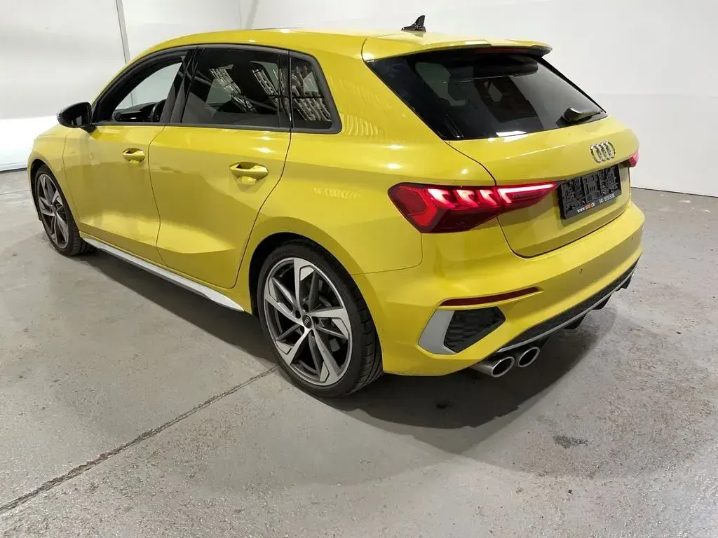 Gebraucht Audi S3 Sport 310 PS (228 kW) 2022 Gelb Limousine