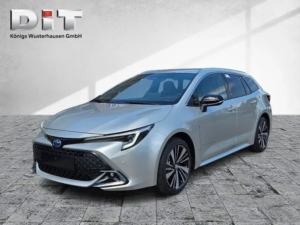 Neu Toyota Corolla 178 PS (130 kW) 2026 Cosmicsilber metallic Kombi