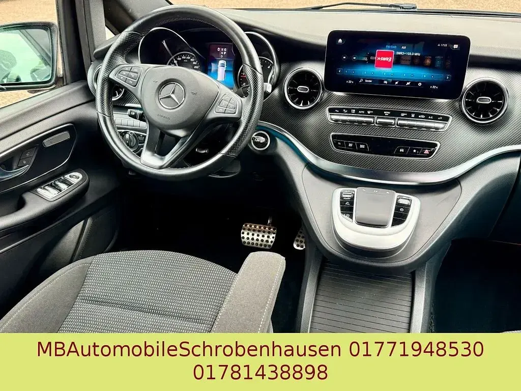 Gebraucht Mercedes V300 AMG 239 PS (175 kW) 2021 Blau Van / Kleinbus