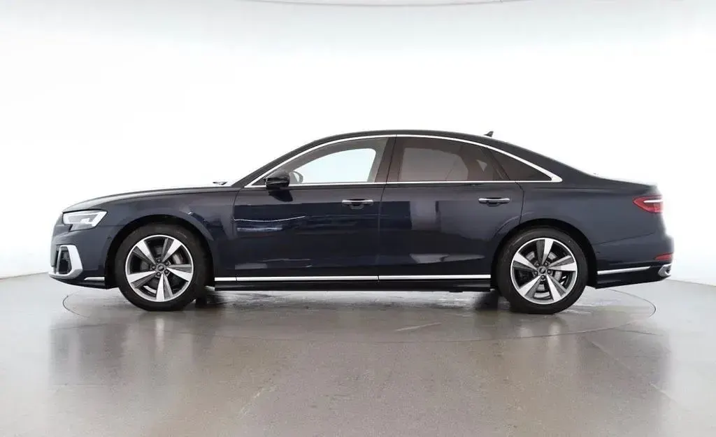 Gebraucht Audi A8 Ambiente 286 PS (210 kW) 2023 Blau Limousine